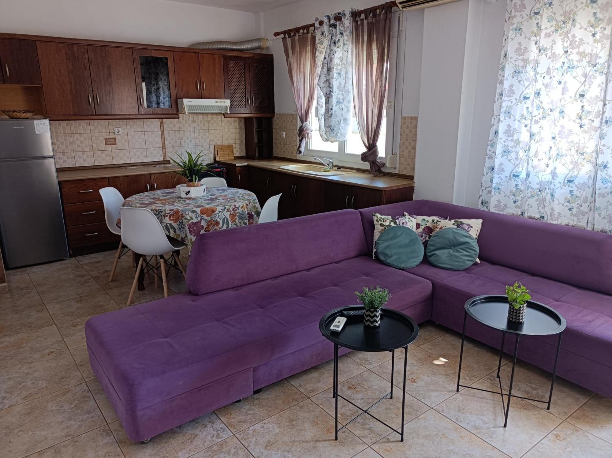 Blue Moon Accommodation Неа-Міханіона Екстер'єр фото